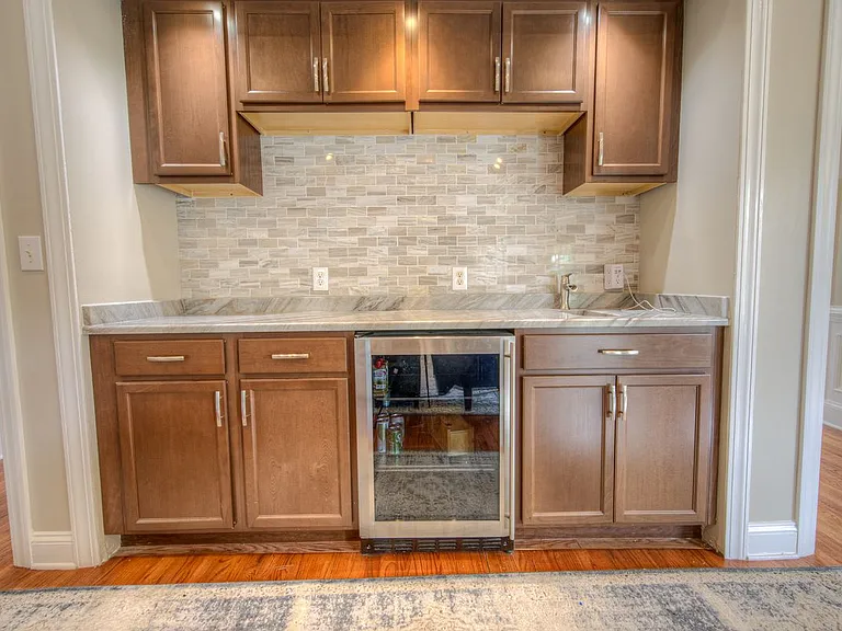 3771 Waterford Dr — Photo 9