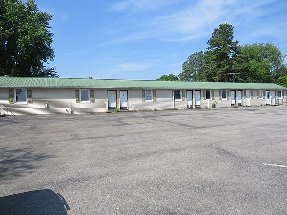 5th image of 2225 Indian Lake Dr