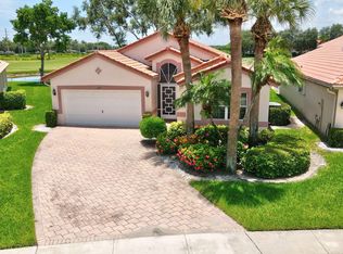 6617 Sun River Rd, Boynton Beach, FL 33437