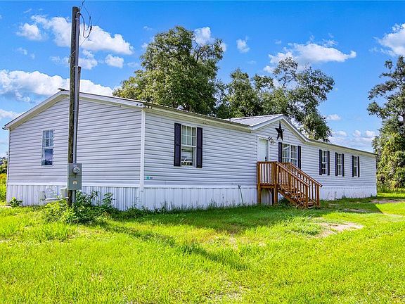 3rd image of 243 SW REIGEL COURT