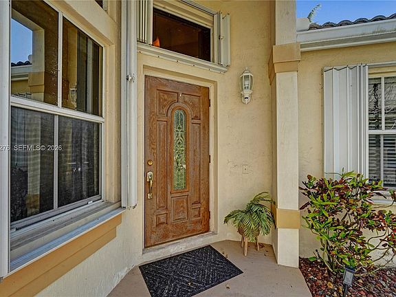 5th image of 1080 Briar Ridge Rd