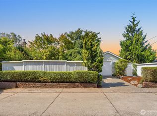 8609 41st Ave SW, Seattle, WA 98136