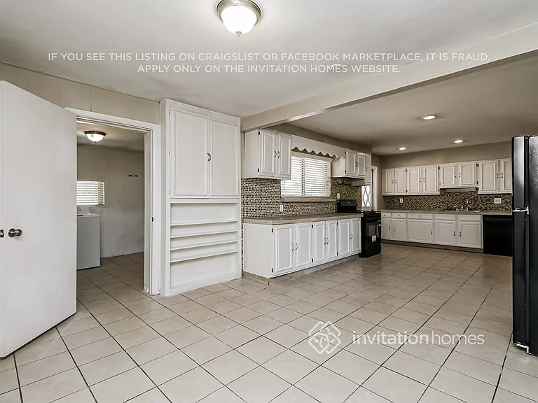 1754 W 2nd St — Photo 6