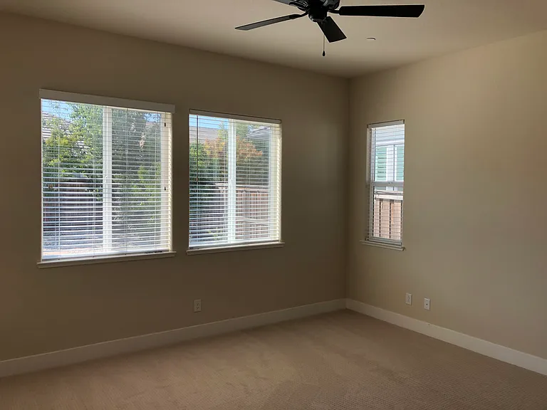 1914 Balsam Ct — Photo 38