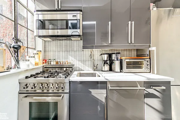 Rented by Brown Harris Stevens | media 16