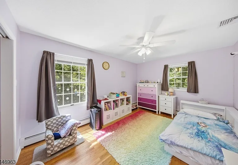 2057 Lakeside Dr W — Photo 37