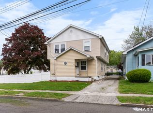39 Woodcrest Avenue, Stratford, CT 06614