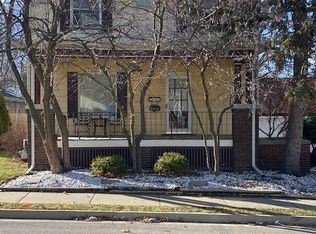 410 N Oak St, Bloomington, IL