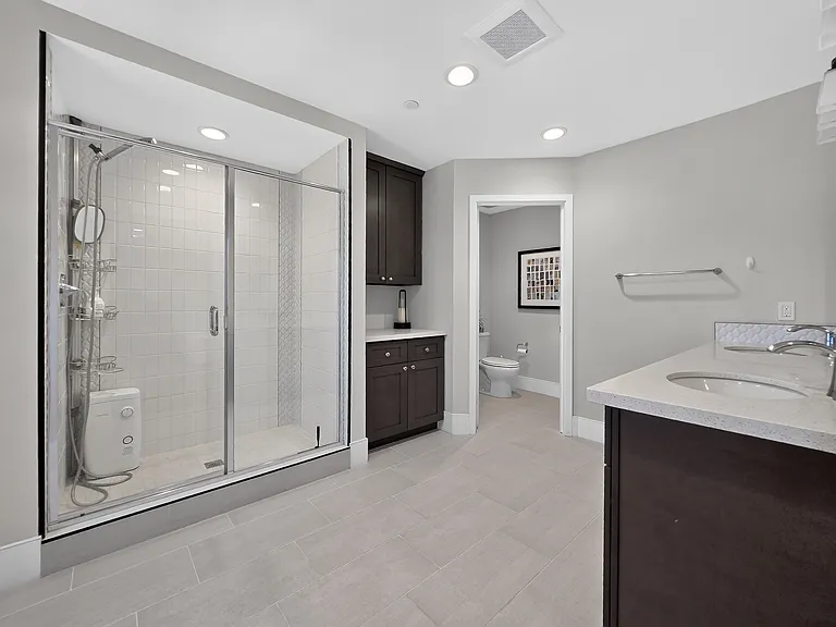 15343 Lotus Cir — Photo 16