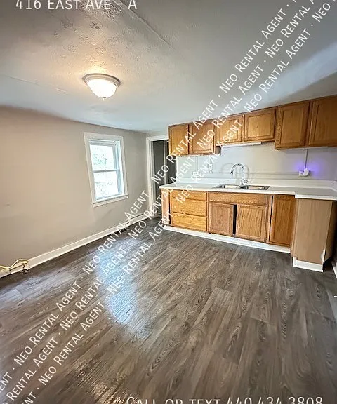 416 East Ave #A — Photo 6
