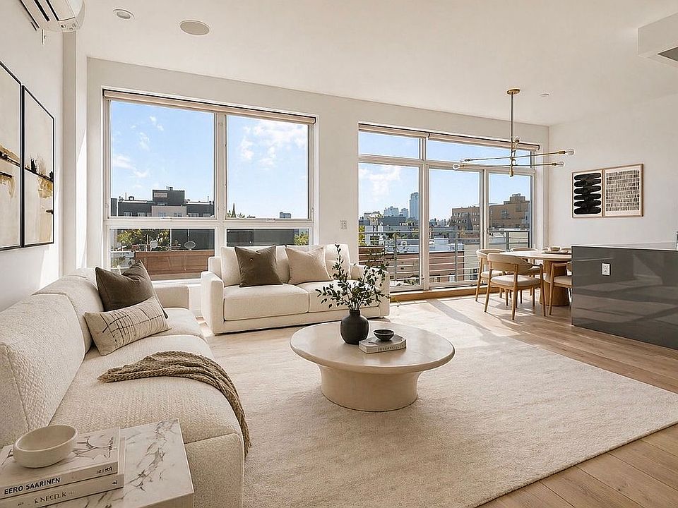 1st image of 161 Dupont St Unit Penthouse