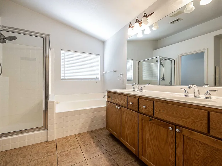 367 Dog Leg Dr — Photo 8
