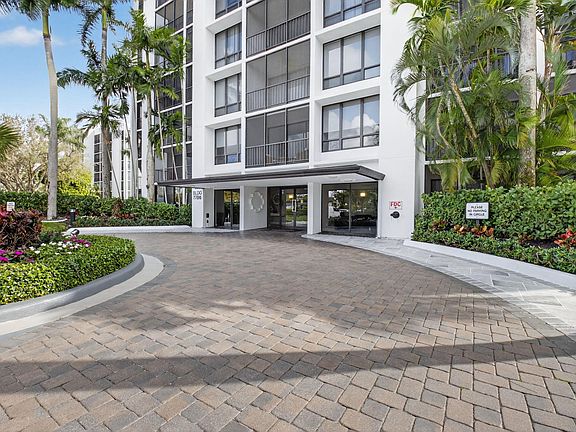 3rd image of 7786 Lakeside Boulevard #684