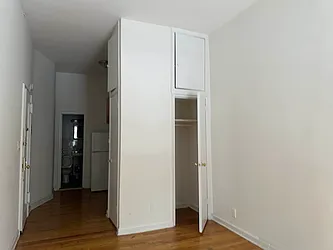 Rented by Eric Goodman Realty Corp