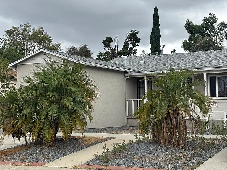 6080 Severin Dr — Photo 3