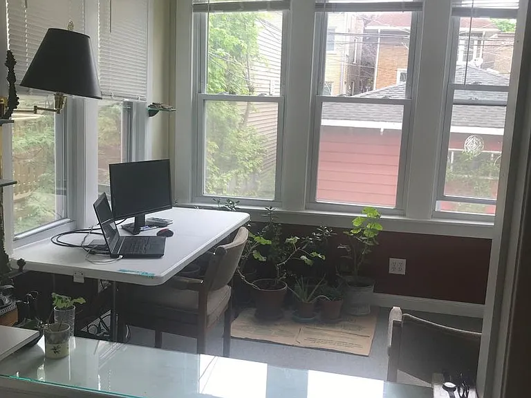 1906 W Waveland Ave #1R — Photo 8