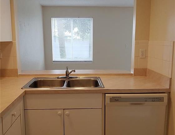 5th image of 1497 NW 94th Way