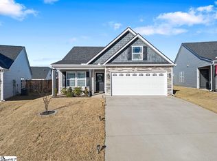 1366 Romany Ct, Boiling Springs, SC 29316