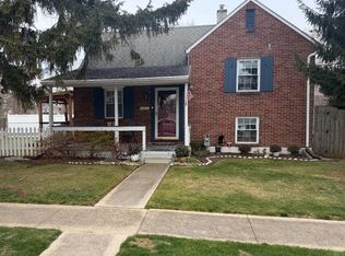 751 Village Rd, York, PA 17404