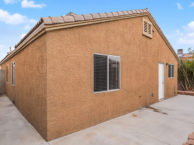 5225 Panguitch Dr — Photo 16
