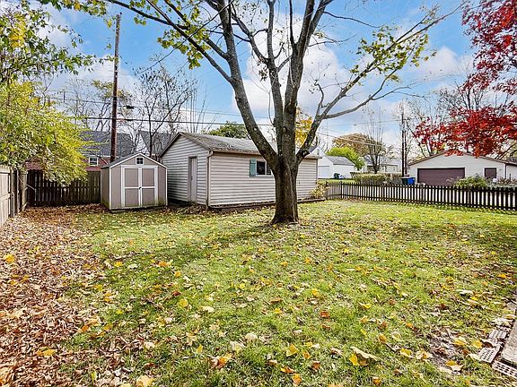 4th image of 437 Krebs Ave