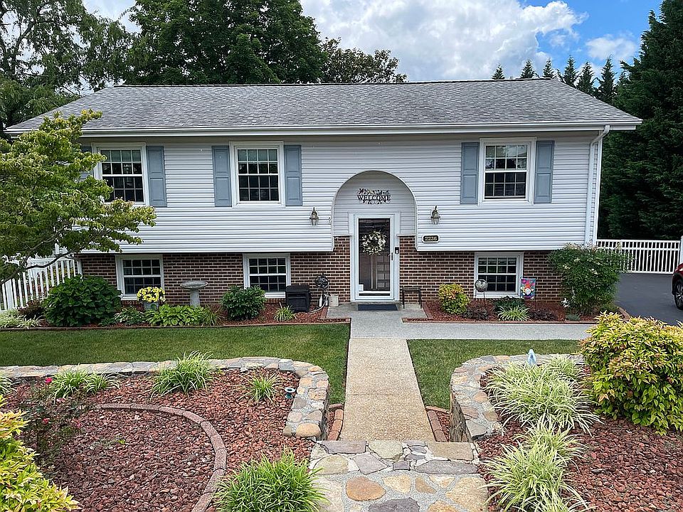 1st image of 2236 Irish Cir