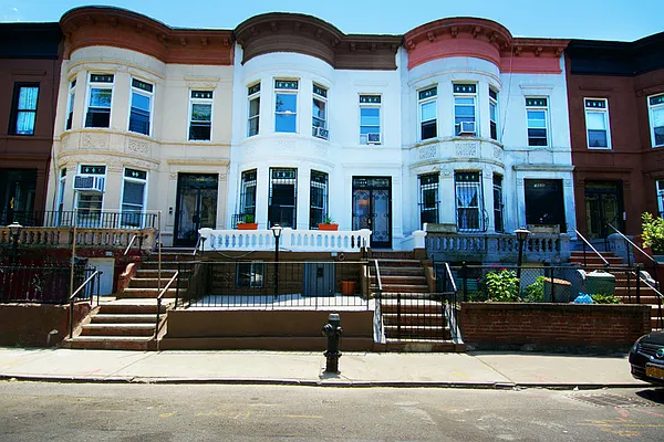 Sold by Brooklyn Bridge | media 1