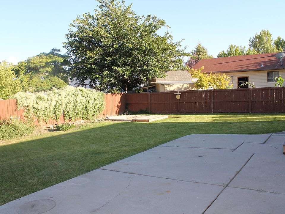 2nd image of 3539 S Garden Gate Dr