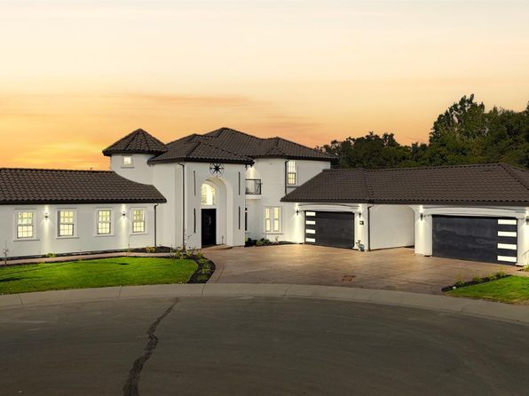 14537 E Mira Vista Ln, Lockeford, CA 95237
