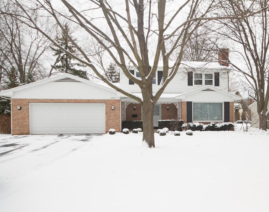 1st image of 2983 Lake Dr SE