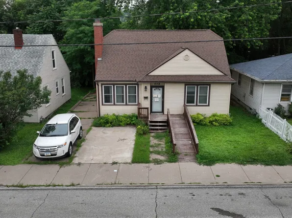 812 Cedar St, Muscatine, IA 52761