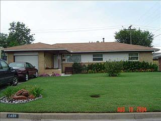 1st image of 1405 NE 33rd St