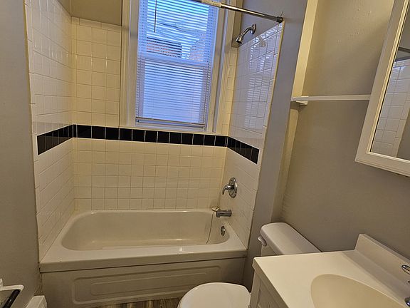 2nd image of 191 Wooster St #B3