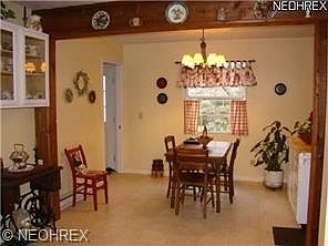 5th image of 200 S Oval Dr