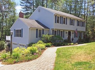 91 Barnett Rd, Sutton, MA 01590