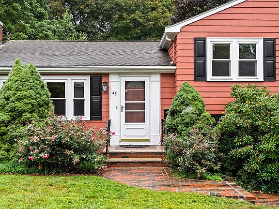2nd image of 28 Prospect Ave