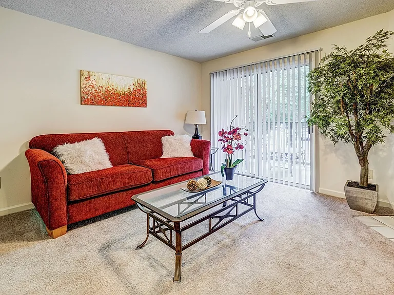 Chason Ridge Apartment Homes — Photo 6