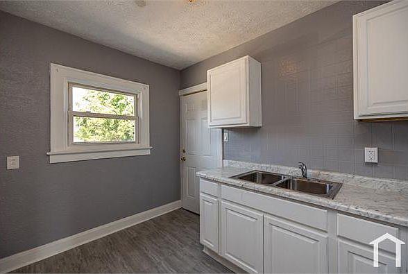 1st image of 1412 West Ave #3