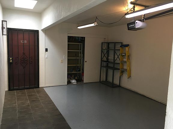 Garage-2