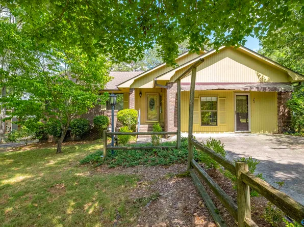 590 Big Nose Dr, Centre, AL 35960