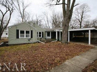 910 S Vennum St, Eureka, IL