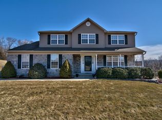 90 Ridgeview Dr, Lehighton, PA 18235