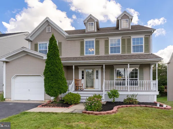 526 Andalusian Rd, Schwenksville, PA 19473