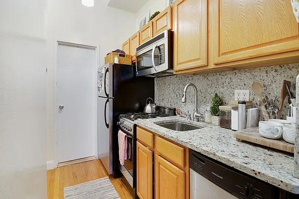 Rented by LG Fairmont Group | media 7