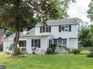 211 Harvest Rd, Cherry Hill, NJ 08002