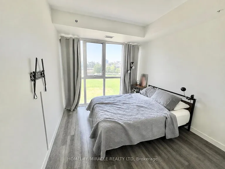128 King St N #607 — Photo 5