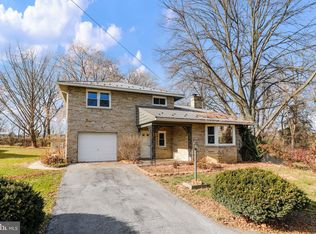 90 Falling Spring Rd, Chambersburg, PA 17202