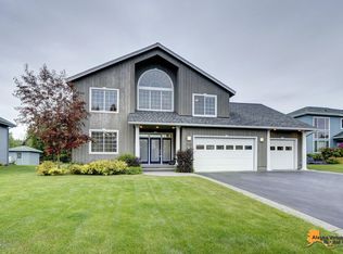 11112 Bluff Creek Cir, Anchorage, AK 99515