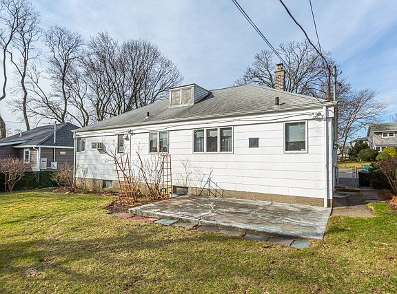 3rd image of 47 Cornell Dr