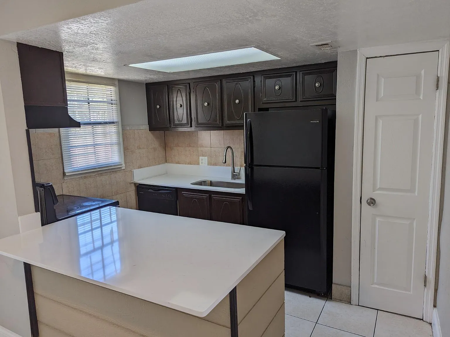 2753 L B McLeod Rd — Photo 3